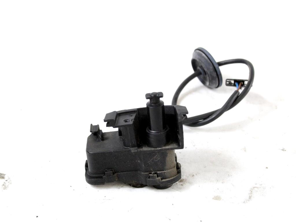 5C6810773H MOTORINO APERTURA CHIUSURA SPORTELLO CARBURANTE VOLKSWAGEN GOLF 7 1.2 B 63KW 5M 5P (2014) RICAMBIO USATO