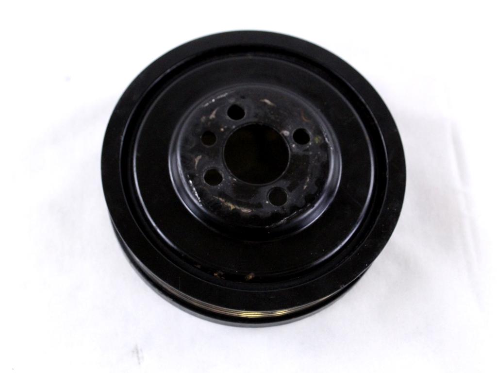 03G105243 PULEGGIA ALBERO MOTORE AUDI A4 SW 1.9 D 96KW 6M 5P (2003) RICAMBIO USATO