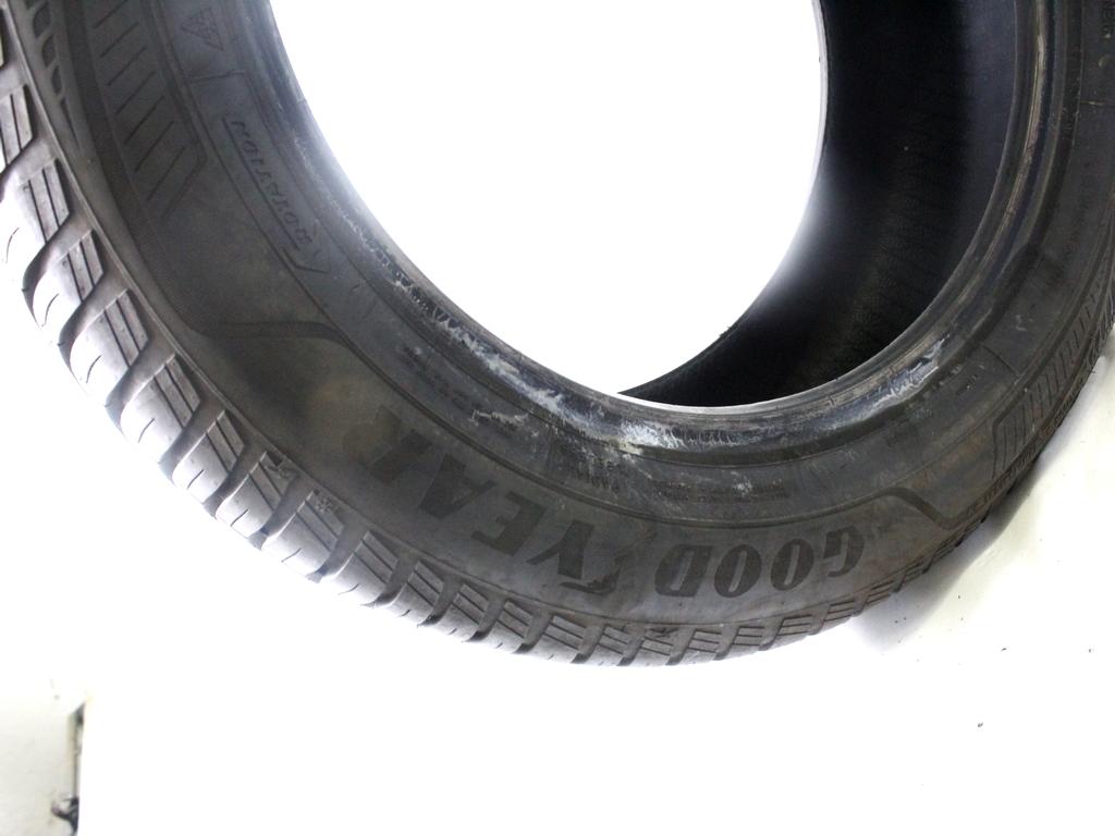 235/55 R17 99H GOODYEAR VECTOR 4 SEASONS GEN-3 6.84MM A4720 PNEUMATICI QUATTRO STAGIONI M+S (QUANTITA' 1 GOMMA)