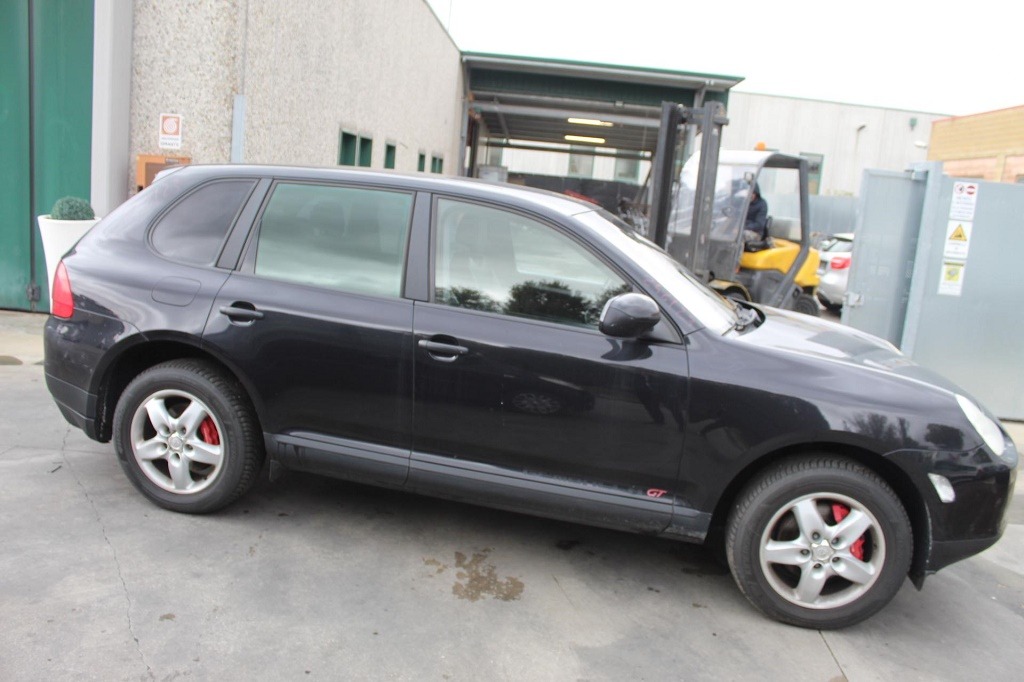PORSCHE CAYENNE 3.2 B 4X4 184KW AUT 5P (2004) RICAMBIO USATO 
