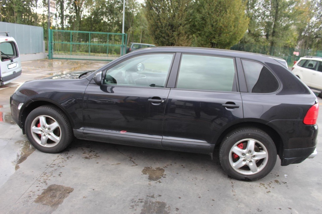 PORSCHE CAYENNE 3.2 B 4X4 184KW AUT 5P (2004) RICAMBIO USATO 