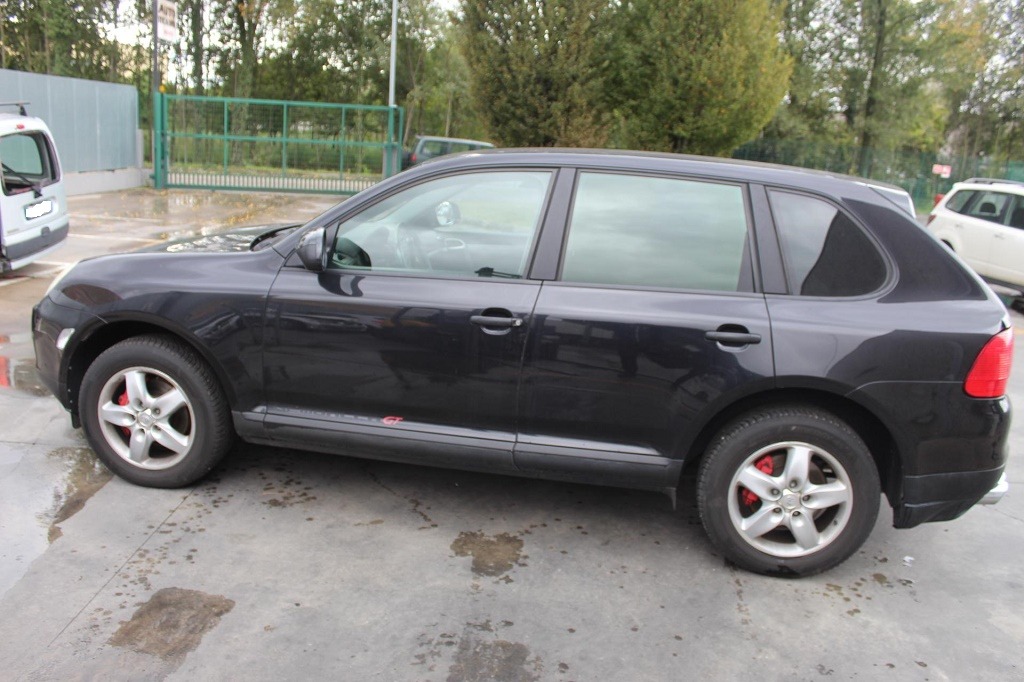 PORSCHE CAYENNE 3.2 B 4X4 184KW AUT 5P (2004) RICAMBI IN MAGAZZINO