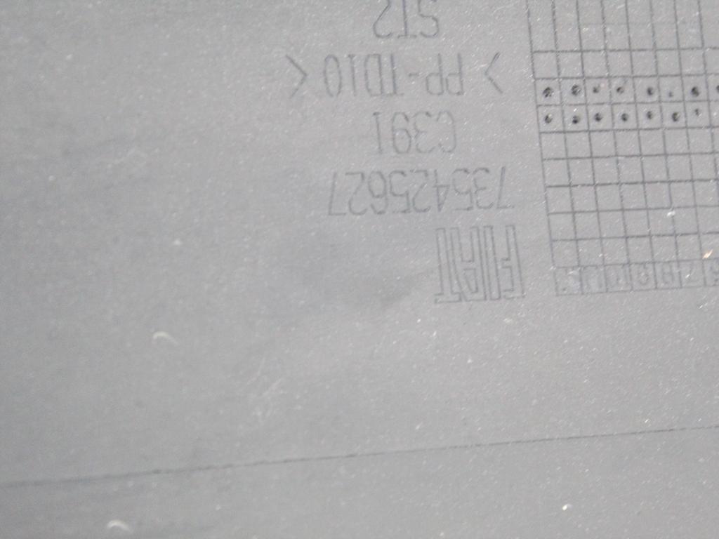 735425627 PARAURTI POSTERIORE FIAT 500 1.2 B 51KW 5M 3P (2014) RICAMBIO USATO CON PREDISPOSIZIONE SENSORI DI PARCHEGGIO AFTERMARKET