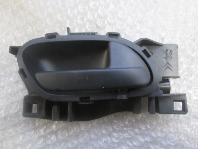 NOTRANJA KLJUKA  OEM N. 9467425064 ORIGINAL REZERVNI DEL FIAT SCUDO 270 MK2 (2007 - 2016) DIESEL LETNIK 2011