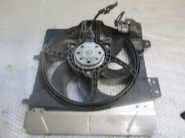 VENTILATOR HLADILNIKA OEM N. 1253P9 ORIGINAL REZERVNI DEL PEUGEOT 207 / 207 CC WA WC WD WK (2006 - 05/2009) BENZINA LETNIK 2006