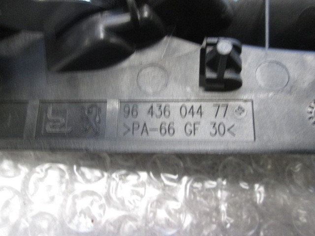 NOTRANJA KLJUKA  OEM N. 9643604477 ORIGINAL REZERVNI DEL PEUGEOT 307 3A/B/C/E/H BER/SW/CABRIO (2001 - 2009) DIESEL LETNIK 2002