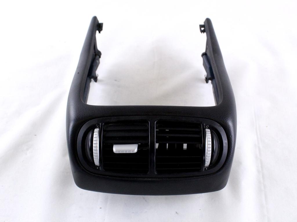 7L5819203B RIVESTIMENTO POSTERIORE TUNNEL CENTRALE PORSCHE CAYENNE 3.2 B 4X4 184KW AUT 5P (2004) RICAMBIO USATO CON BOCCHETTE AERAZIONE (SINISTRA DANNEGGIATA) 95555249700