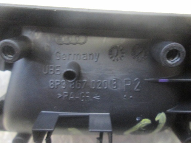 NOTRANJA KLJUKA  OEM N. P3867020 ORIGINAL REZERVNI DEL AUDI A3 MK2 8P 8PA 8P1 (2003 - 2008)DIESEL LETNIK 2003