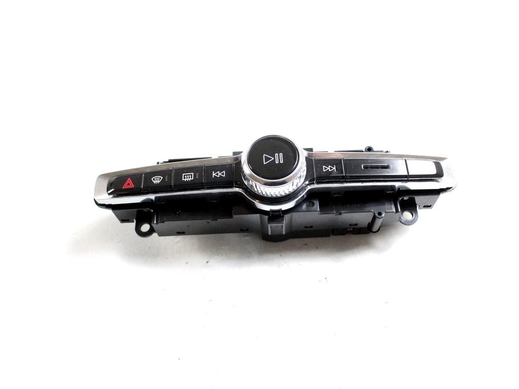 31346789 GRUPPO DI COMANDO AUTORADIO SISTEMA MULTIMEDIALE VOLVO XC90 2.0 I 4X4 173KW AUT 5P (2021) RICAMBIO USATO CON INTERRUTTORE QUATTRO FRECCE, SBRINATORE PARABREZZA, LUNOTTO TERMICO