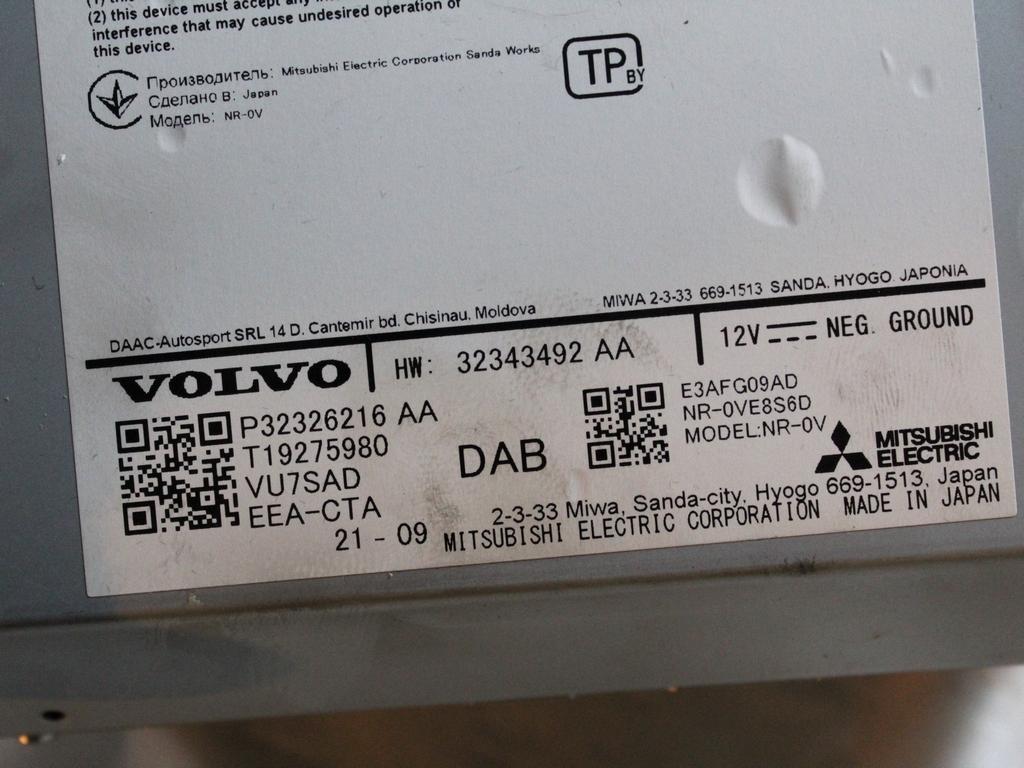32326216 AUTORADIO CON SISTEMA DI NAVIGAZIONE SATELLITARE VOLVO XC90 2.0 I 4X4 173KW AUT 5P (2021) RICAMBIO USATO 32343492