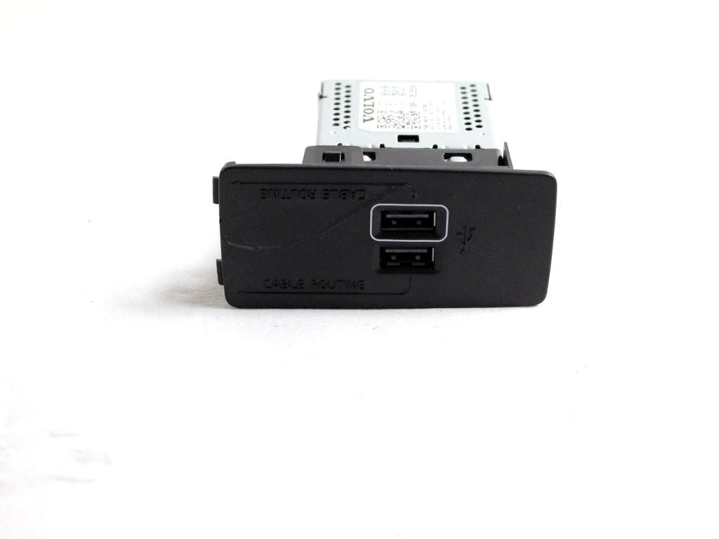 31407038 PORTE INGRESO USB VOLVO XC90 2.0 I 4X4 173KW AUT 5P (2021) RICAMBIO USATO