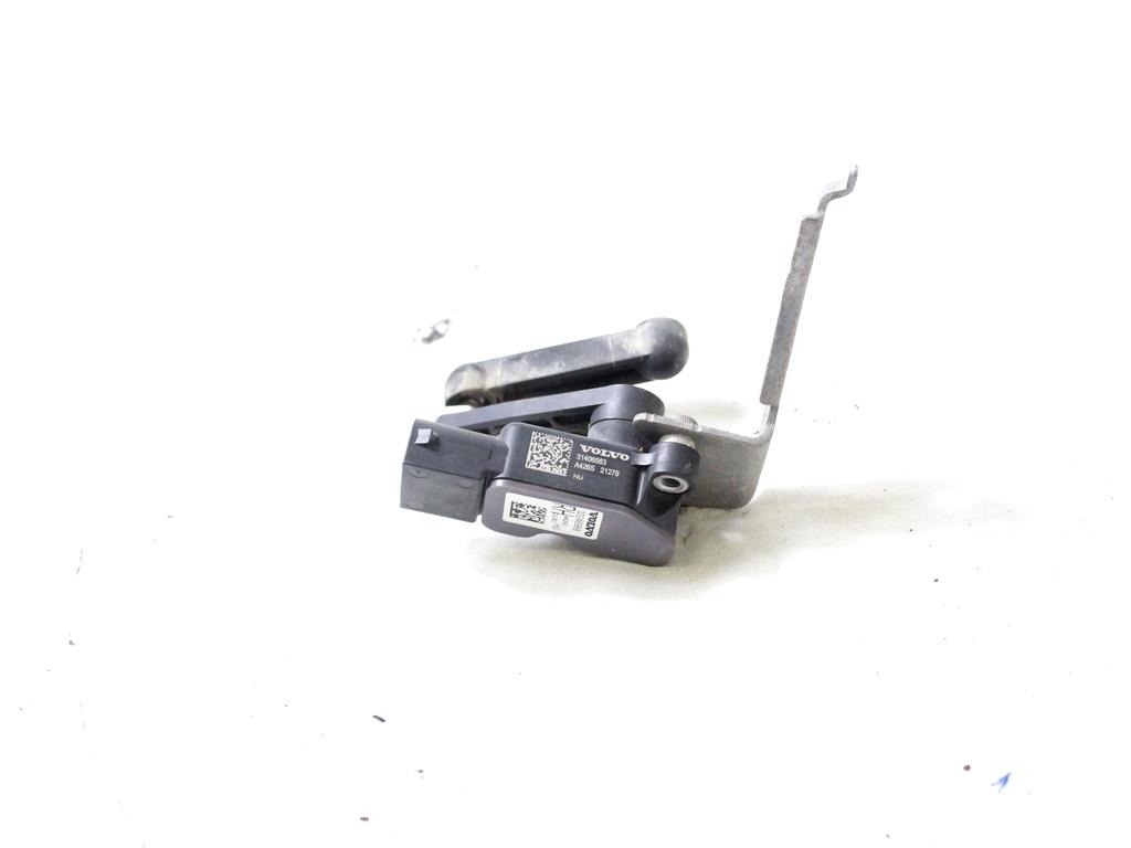 32246988 SENSORE DI LIVELLO ALTEZZA FARI POSTERIORE DESTRO VOLVO XC90 2.0 I 4X4 173KW AUT 5P (2021) RICAMBIO USATO 31406563