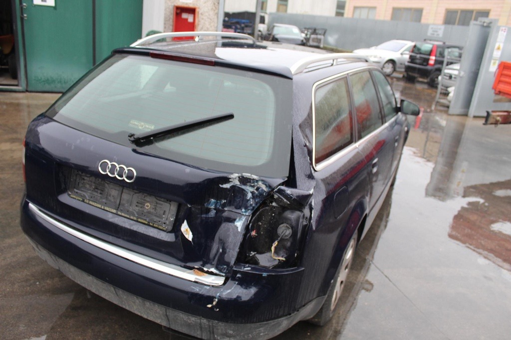 AUDI A4 SW 1.9 D 96KW 6M 5P (2004) RICAMBIO USATO 