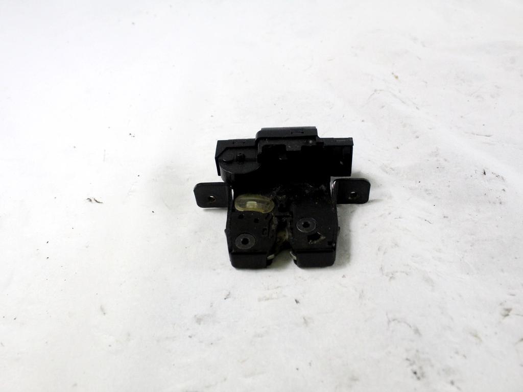 90502EY10A CHIUSURA SERRATURA PORTELLONE COFANO POSTERIORE BAULE NISSAN QASHQAI +2 2.0 D 4X4 110KW AUT 5P (2010) RICAMBIO USATO 