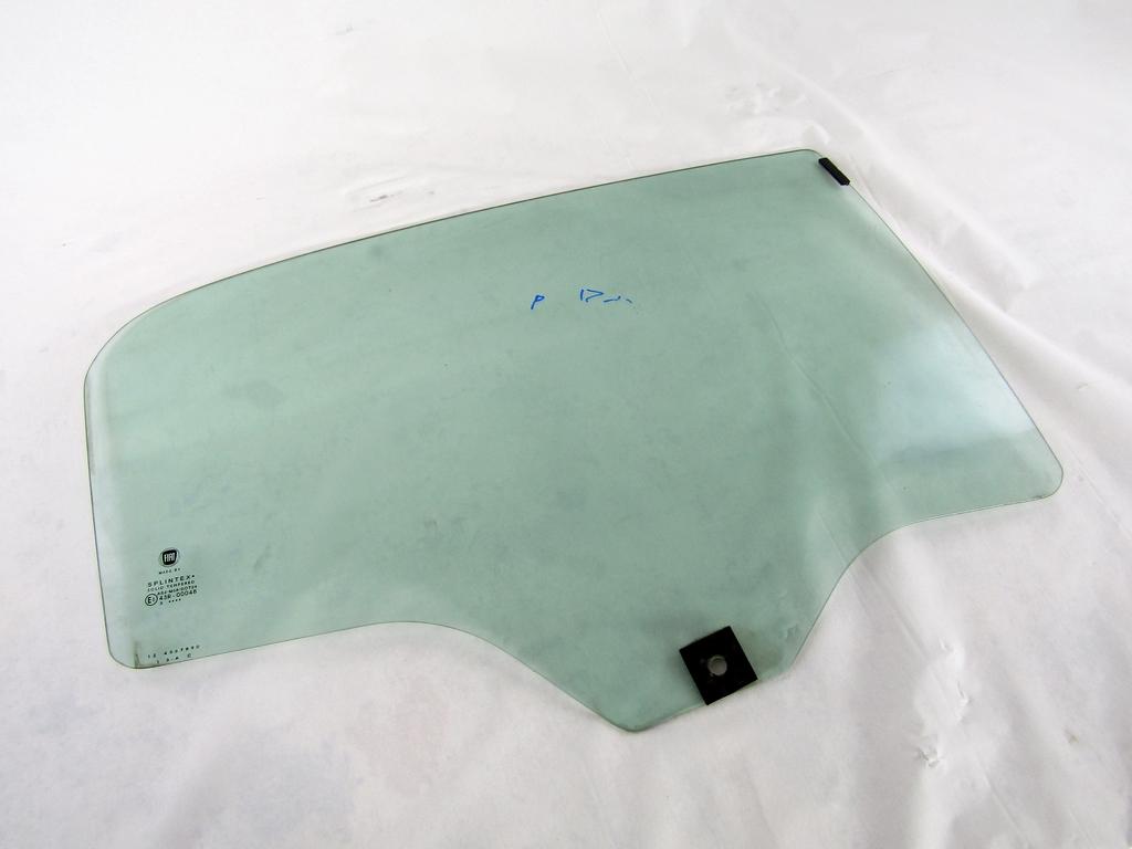 51869145 VETRO SCENDENTE PORTA POSTERIORE DESTRA FIAT PUNTO 1.3 D 55KW 5M 5P (2014) RICAMBIO USATO