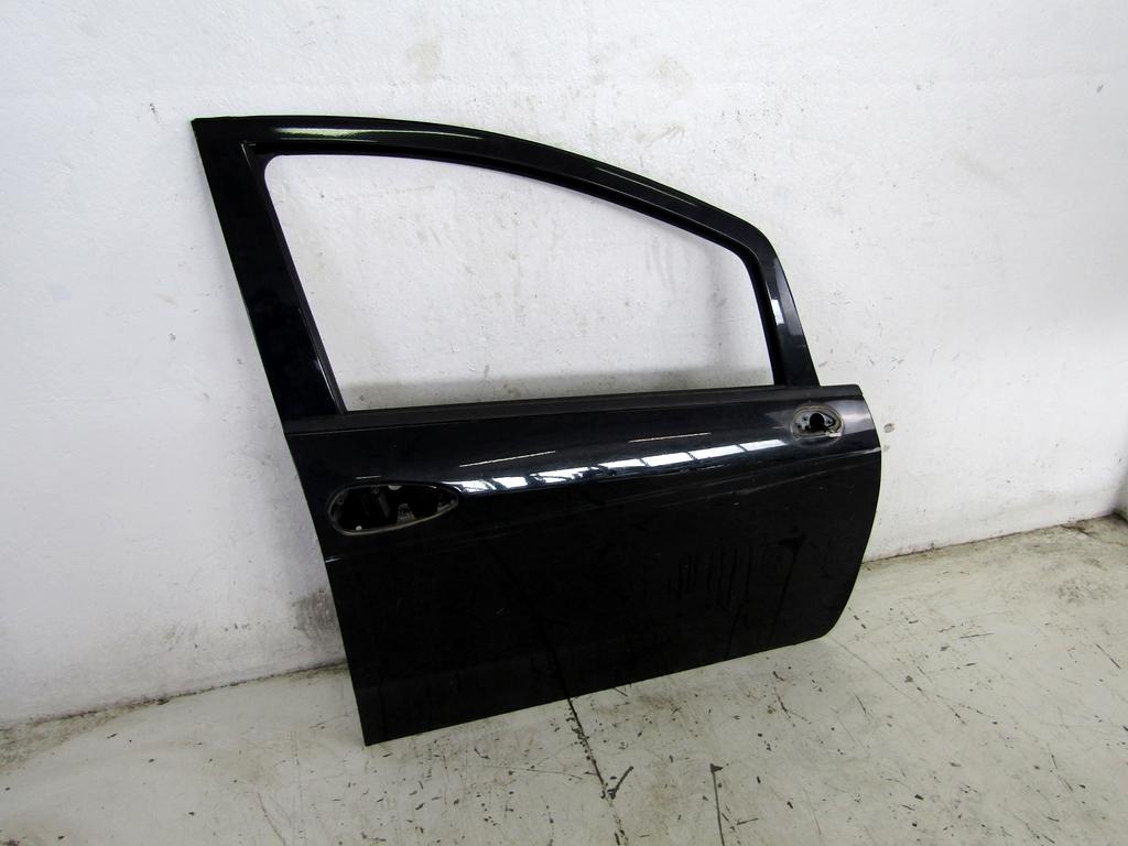 51846214 PORTA ANTERIORE DESTRA PASSEGGERO FIAT PUNTO 1.3 D 55KW 5M 5P (2014) RICAMBIO USATO LEGGERMENTE GRAFFIATA