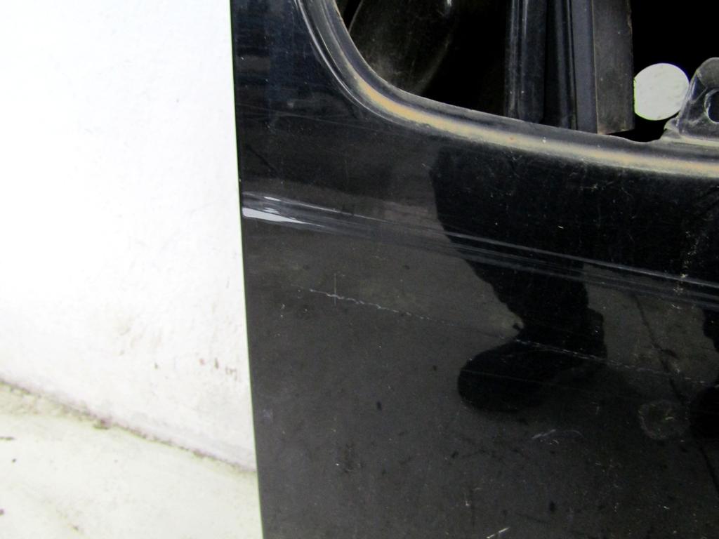 51846214 PORTA ANTERIORE DESTRA PASSEGGERO FIAT PUNTO 1.3 D 55KW 5M 5P (2014) RICAMBIO USATO LEGGERMENTE GRAFFIATA