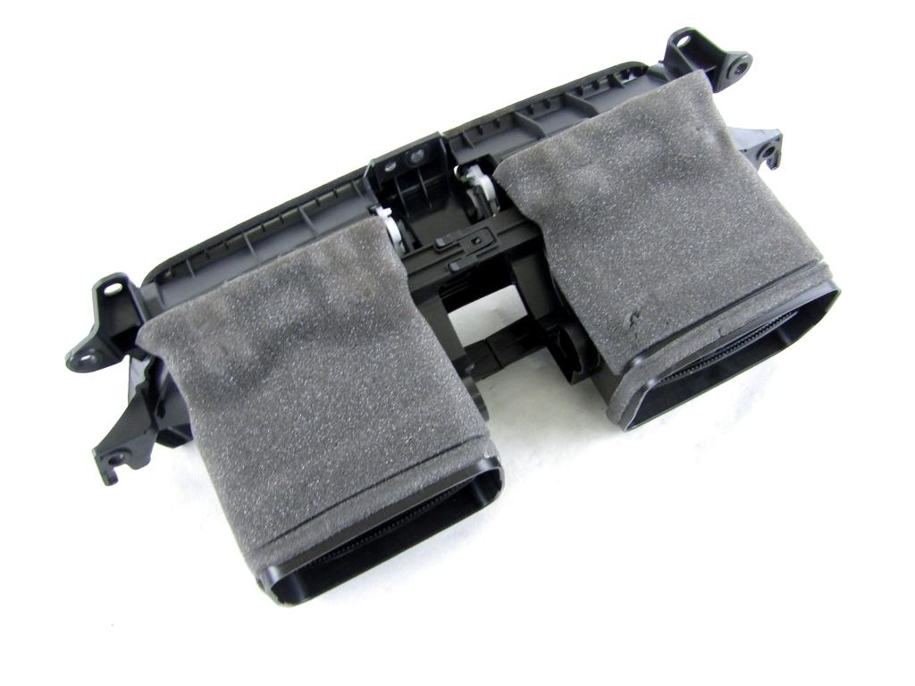 55670-42190 BOCCHETTE AERAZIONE CENTRALI CRUSCOTTO TOYOTA RAV 4 2.5 I 131KW AUT 5P (2022) RICAMBIO USATO