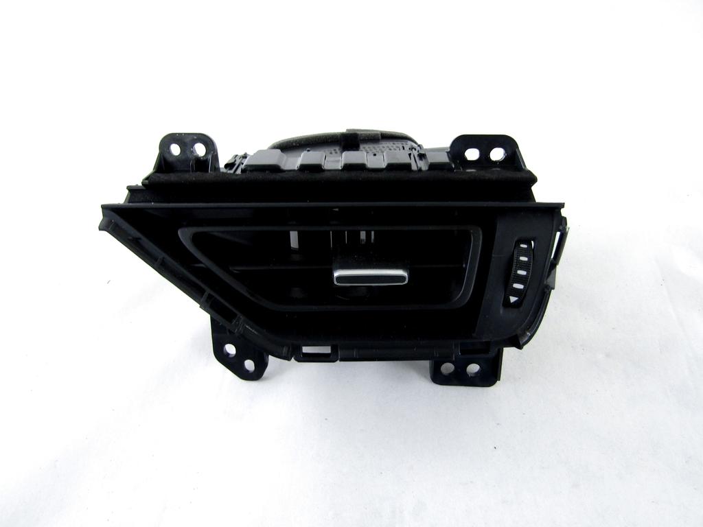 55660-42070 BOCCHETTA AERAZIONE CRUSCOTTO LATO DESTRO TOYOTA RAV 4 2.5 I 131KW AUT 5P (2022) RICAMBIO USATO