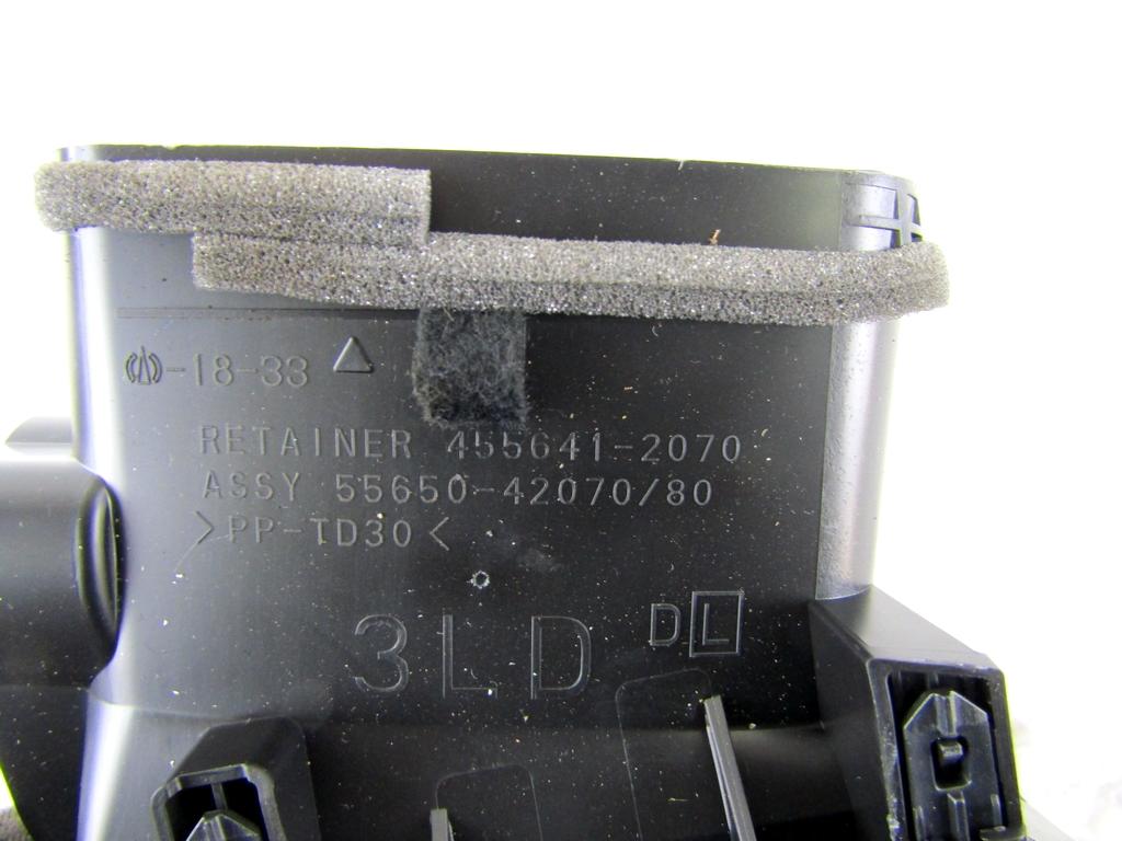 55650-42070 BOCCHETTA AERAZIONE CRUSCOTTO LATO SINISTRO TOYOTA RAV 4 2.5 I 131KW AUT 5P (2022) RICAMBIO USATO