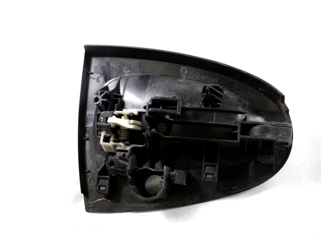 A4517200175C22A MANIGLIA ESTERNA PORTA ANTERIORE SINISTRA SMART FORTWO 1.0 B 52KW AUT 3P (2008) RICAMBIO USATO A4517200175 