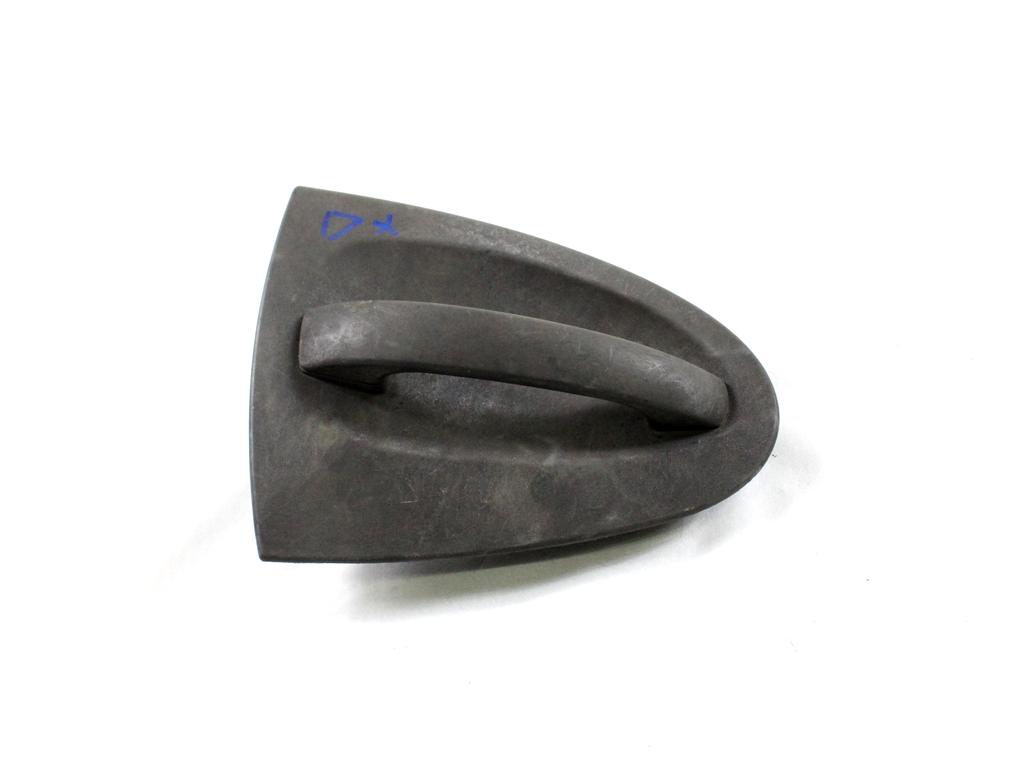 A4517200275C22A MANIGLIA ESTERNA PORTA ANTERIORE DESTRA SMART FORTWO 1.0 B 52KW AUT 3P (2008) RICAMBIO USATO A4517200275 