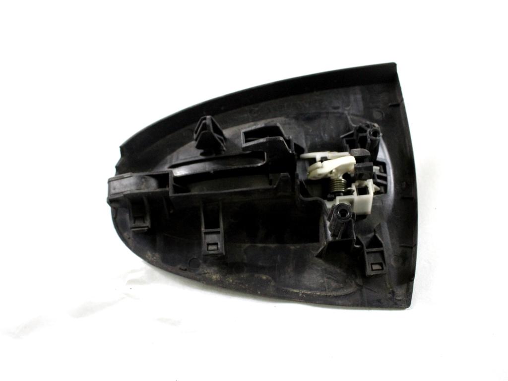 A4517200275C22A MANIGLIA ESTERNA PORTA ANTERIORE DESTRA SMART FORTWO 1.0 B 52KW AUT 3P (2008) RICAMBIO USATO A4517200275 