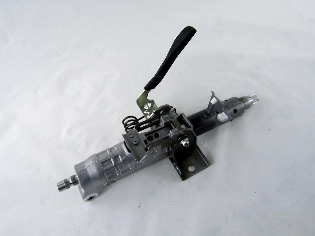 4525042420 PIANTONE STERZO TOYOTA RAV 4 2.5 I 131KW AUT 5P (2022) RICAMBIO USATO