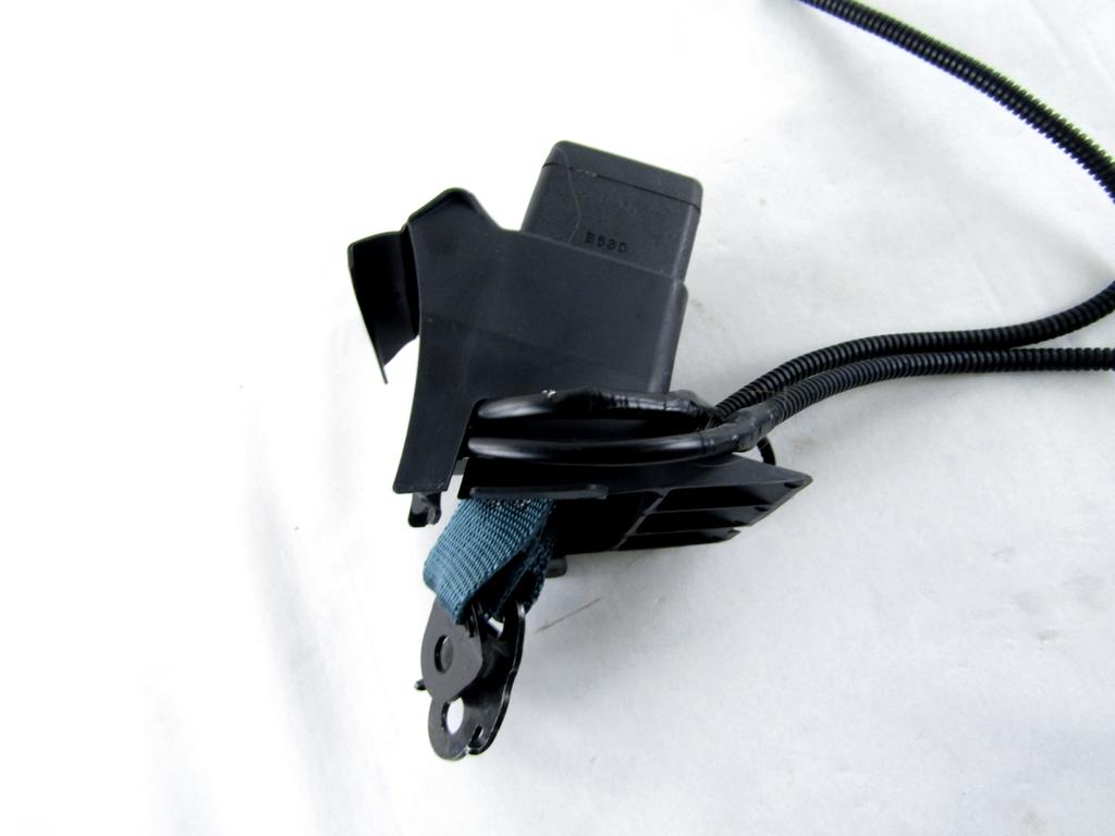  AGGANCIO FISSAGGIO CINTURA DI SICUREZZA POSTERIORE TOYOTA RAV 4 2.5 I 131KW AUT 5P (2022) RICAMBIO USATO