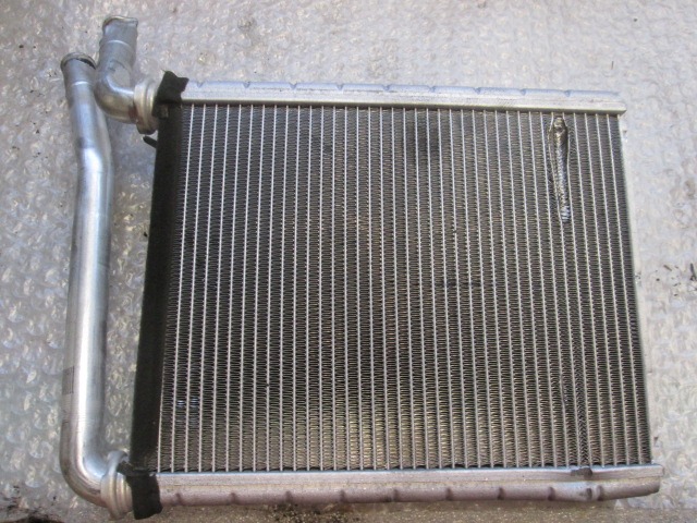 GRELEC RADIATORJA OEM N. 8710742170 ORIGINAL REZERVNI DEL TOYOTA RAV 4 A3 MK3 (2006 - 03/2009) DIESEL LETNIK 2006