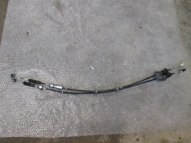 ZAJLE MENJALNIKA OEM N. 3382042210 ORIGINAL REZERVNI DEL TOYOTA RAV 4 A3 MK3 (2006 - 03/2009) DIESEL LETNIK 2006