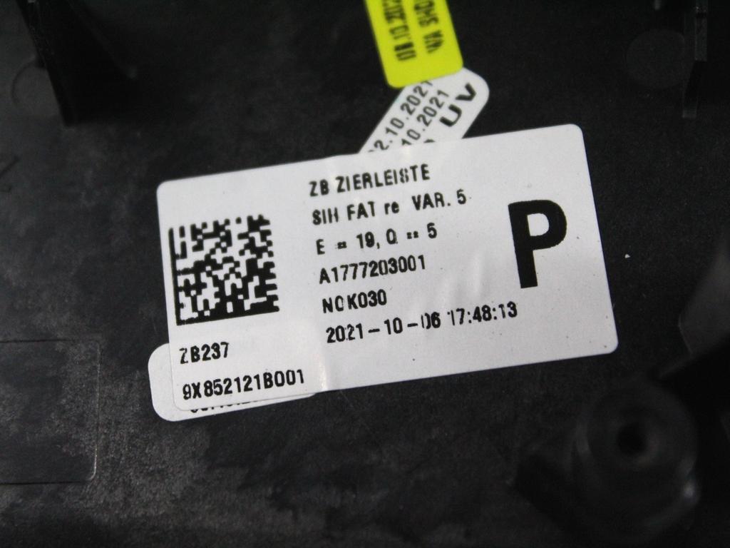 A1777203001 MODANATURA LISTELLO PANNELLO INTERNO PORTA ANTERIORE DESTRA MERCEDES CLASSE A 180 W177 2.0 D 85KW AUT 5P (2022) RICAMBIO USATO