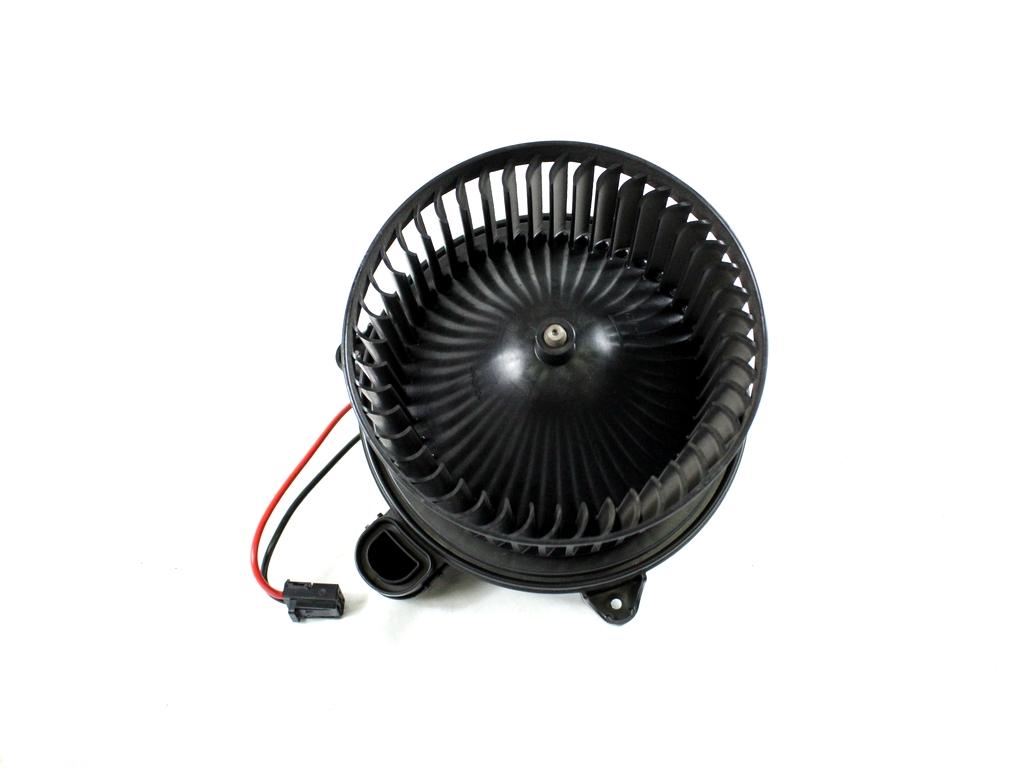A2478308400 MOTORINO VENTOLA VENTILAZIONE ABITACOLO MERCEDES CLASSE A 180 W177 2.0 D 85KW AUT 5P (2022) RICAMBIO USATO
