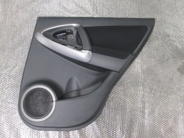 VRATNI PANEL OEM N. PNPDTTYRA4A3MK3SV5P ORIGINAL REZERVNI DEL TOYOTA RAV 4 A3 MK3 (2006 - 03/2009) DIESEL LETNIK 2006