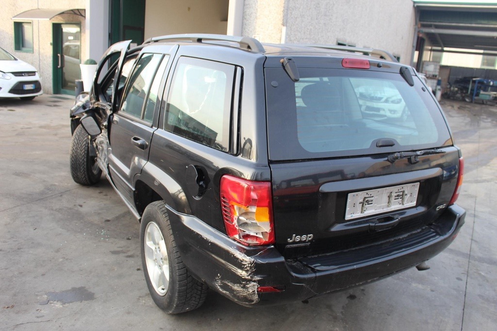 JEEP GRAND CHEROKEE 2.7 D 4X4 120KW AUT 5P (2004) RICAMBIO USATO 