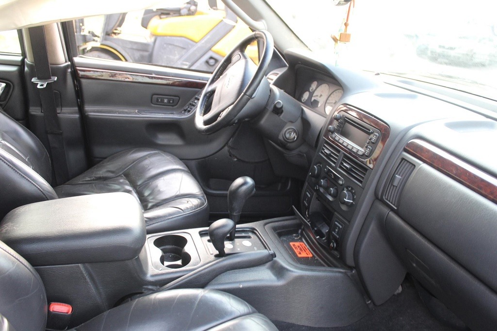 JEEP GRAND CHEROKEE 2.7 D 4X4 120KW AUT 5P (2004) RICAMBI IN MAGAZZINO