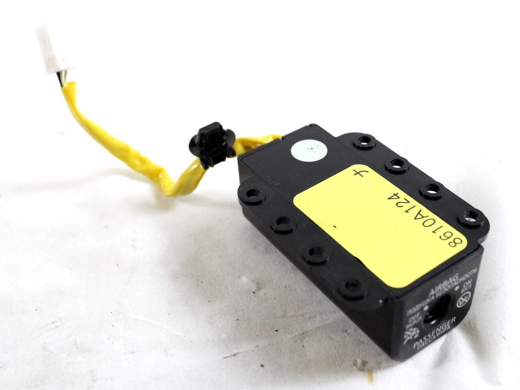 9678993180 KIT ACCENSIONE AVVIAMENTO CITROEN C4 AIRCROSS 1.6 D 4X4 84KW 6M 5P (2012) RICAMBIO USATO CON CENTRALINA MOTORE, QUADRO STRUMENTI, BLOCCHETTI ACCENSIONE APERTURA CON CHIAVE 9678226080 8670A057 8637A644 8100B838 8610A124