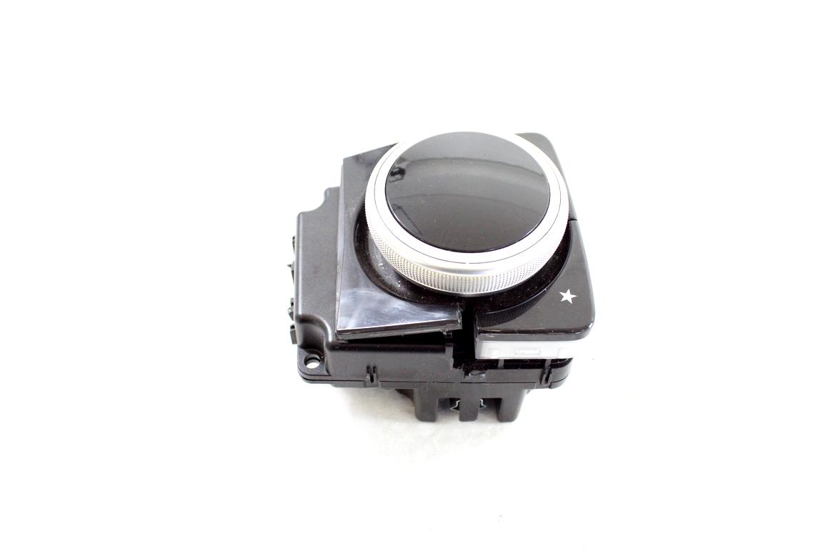 A2059005915 GRUPPO DI COMANDO PAD SISTEMA MULTIMEDIALE MERCEDES CLASSE C 220 C205 2.2 D 125KW AUT 2P (2016) RICAMBIO USATO