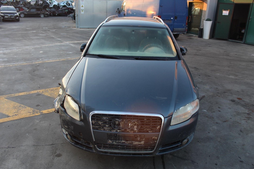 AUDI A4 SW 2.0 D 103KW 6M 5P (2005) RICAMBIO USATO 