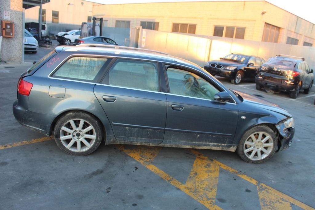 AUDI A4 SW 2.0 D 103KW 6M 5P (2005) RICAMBIO USATO 