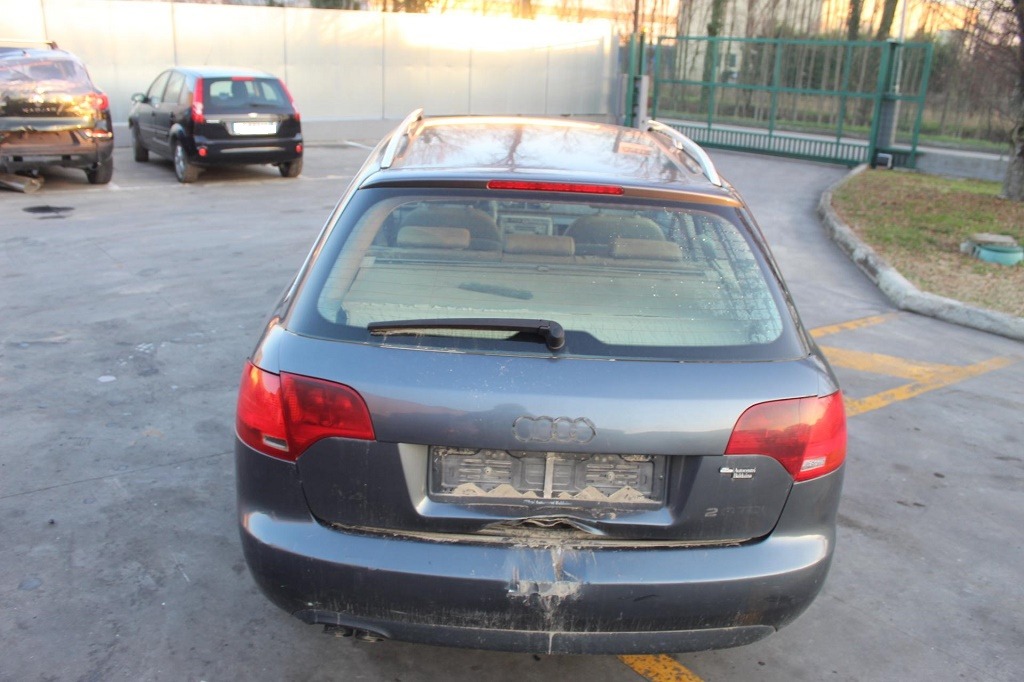 AUDI A4 SW 2.0 D 103KW 6M 5P (2005) RICAMBIO USATO 