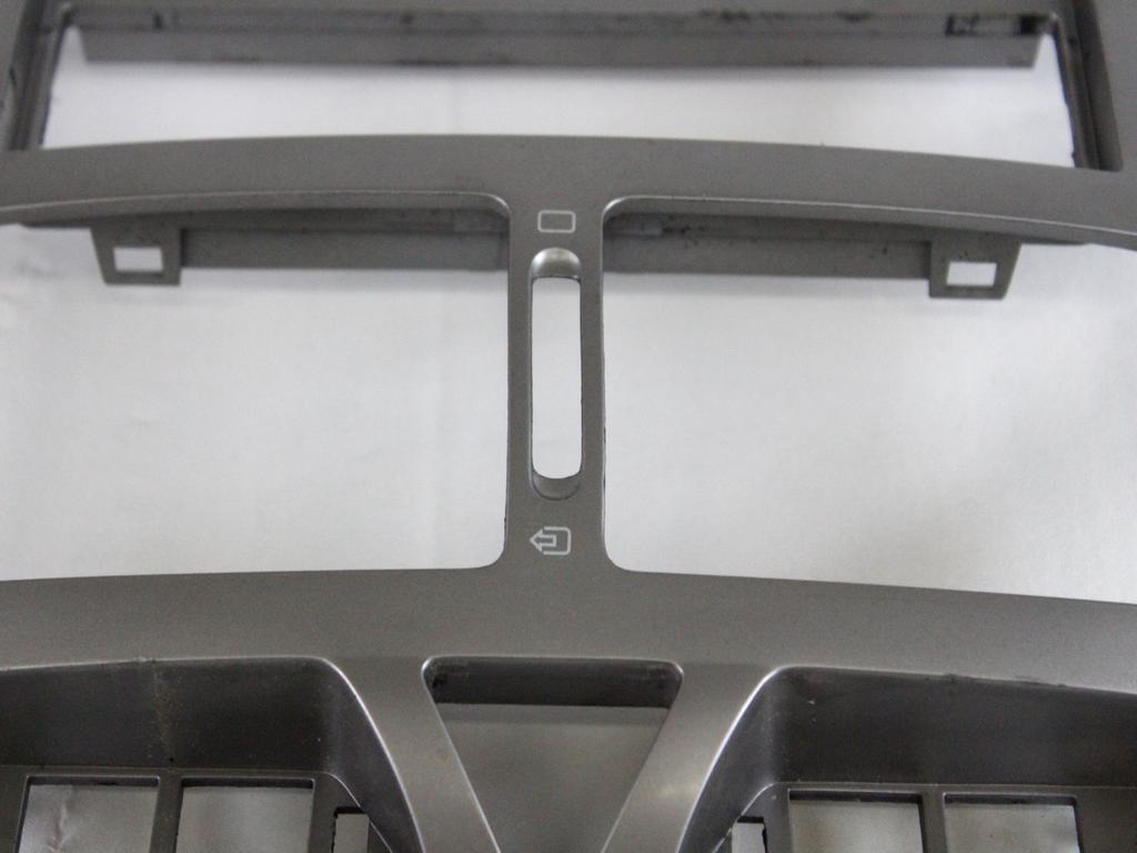 9634505077 MASCHERINA RIVESTIMENTO CRUSCOTTO CENTRALE PEUGEOT 307 2.0 D 79KW 5M 5P (2003) RICAMBIO USATO