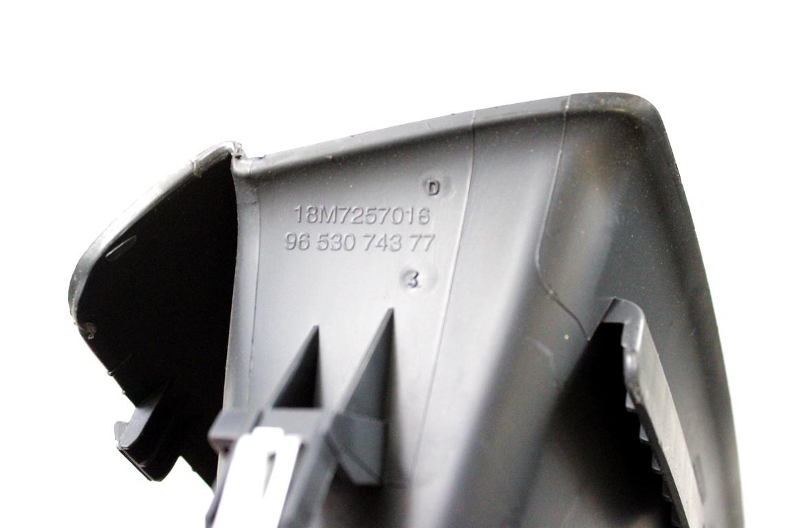 9653074377 MASCHERINA RIVESTIMENTO CRUSCOTTO CENTRALE PARTE SUPERIORE CITROEN C3 1.1 B 44KW 5M 5P (2008) RICAMBIO USATO ALLOGGIAMENTO DISPLAY 9653074377