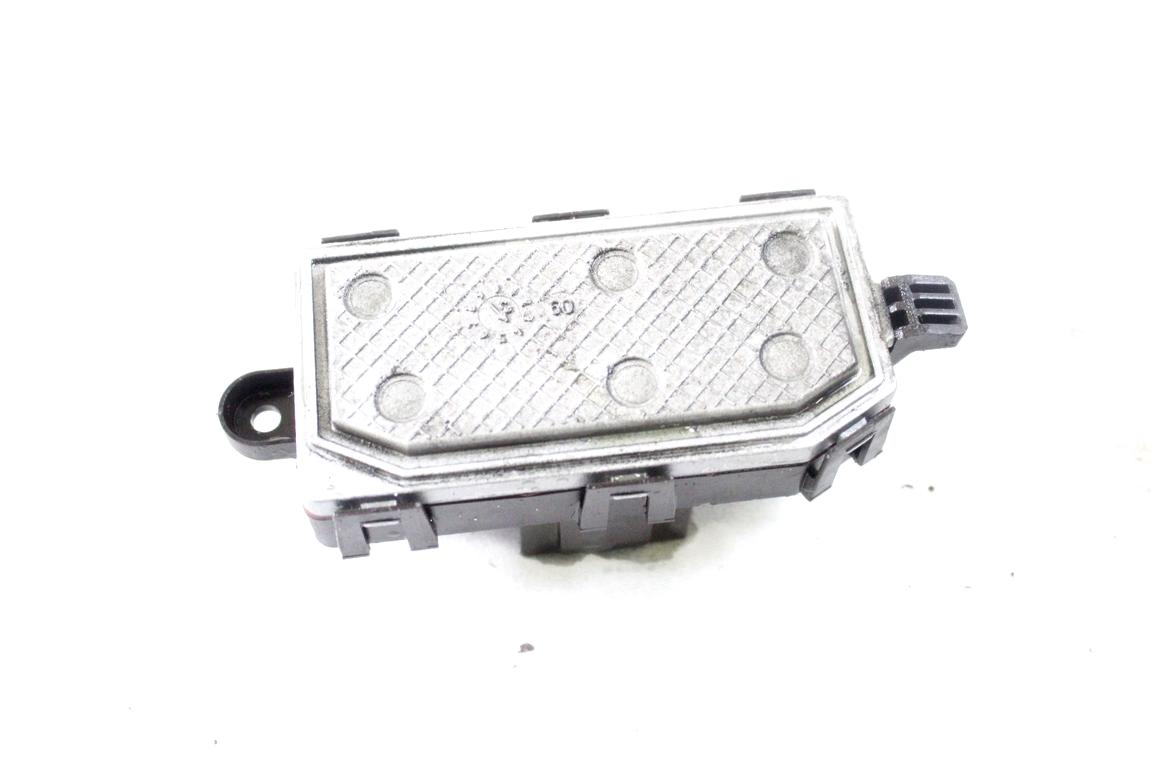 6G9T-19E624-DB RESISTENZA RISCALDAMENTO CLIMATIZZATORE FORD MONDEO SW 2.0 D 103KW 6M 5P (2010) RICAMBIO USATO