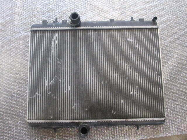 RADIATOR VODE OEM N. 00001330W2 ORIGINAL REZERVNI DEL CITROEN C4 MK1 / COUPE L LC (2004 - 08/2009) DIESEL LETNIK 2007