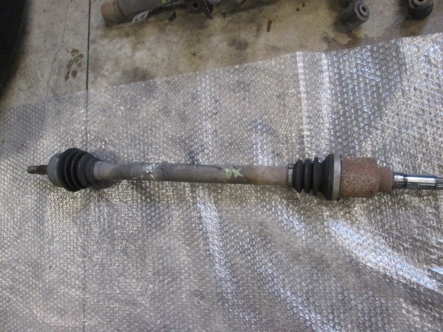 DESNA SPREDNJA POGONSKA GRED  OEM N. 3273PZ ORIGINAL REZERVNI DEL PEUGEOT 207 / 207 CC R WA WC WD WK (05/2009 - 2015) DIESEL LETNIK 2010