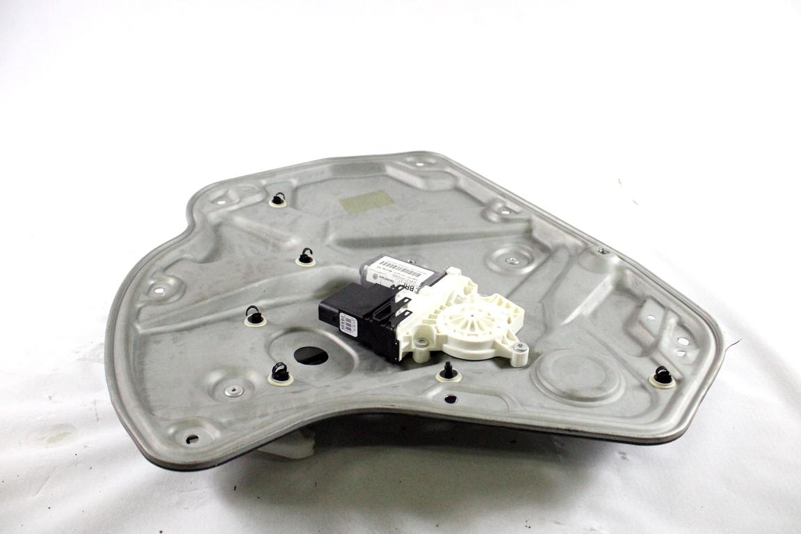 1Z0839461A MOTORINO MECCANISMO ALZA-VETRO ALZA-CRISTALLO PORTA POSTERIORE SINISTRA SKODA OCTAVIA VRS SW 2.0 D 125KW AUT 5P (2013) RICAMBIO USATO 5K0959703A