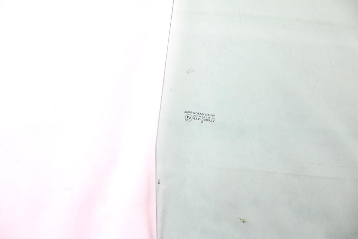 1484689080 VETRO SCENDENTE PORTA POSTERIORE DESTRA FIAT ULYSSE 2.0 D 100KW 6M 5P (2010) RICAMBIO USATO