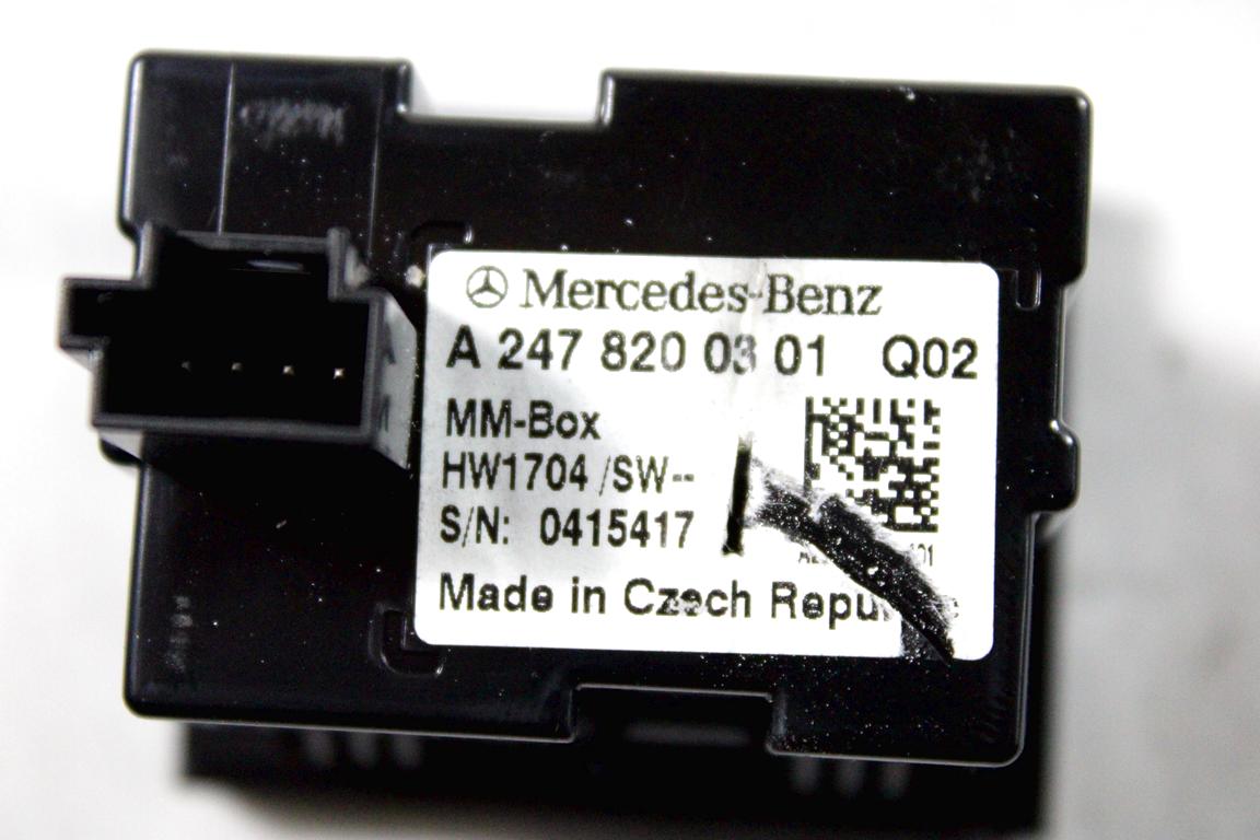 A2478200301 PORTE INGRESSO USBC MERCEDES CLASSE CLA 180 C118 1.3 B 100KW AUT 4P (2019) RICAMBIO USATO