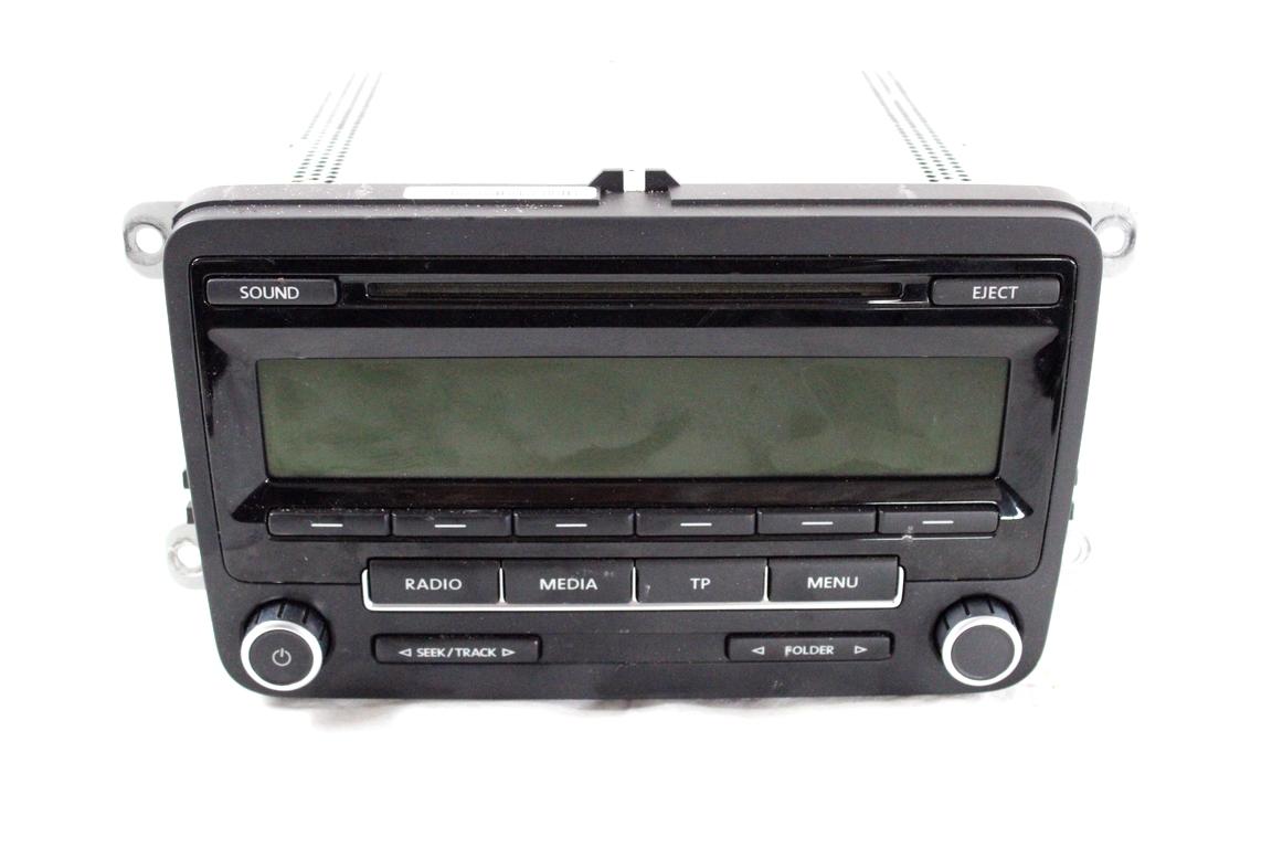 1K0035186AN AUTORADIO VOLKSWAGEN PASSAT SW 2.0 D 103KW AUT 5P (2012) RICAMBIO USATO (NON FORNIAMO CODICE AUTORADIO, MA SOLO NUMERO DI TELAIO VEICOLO)